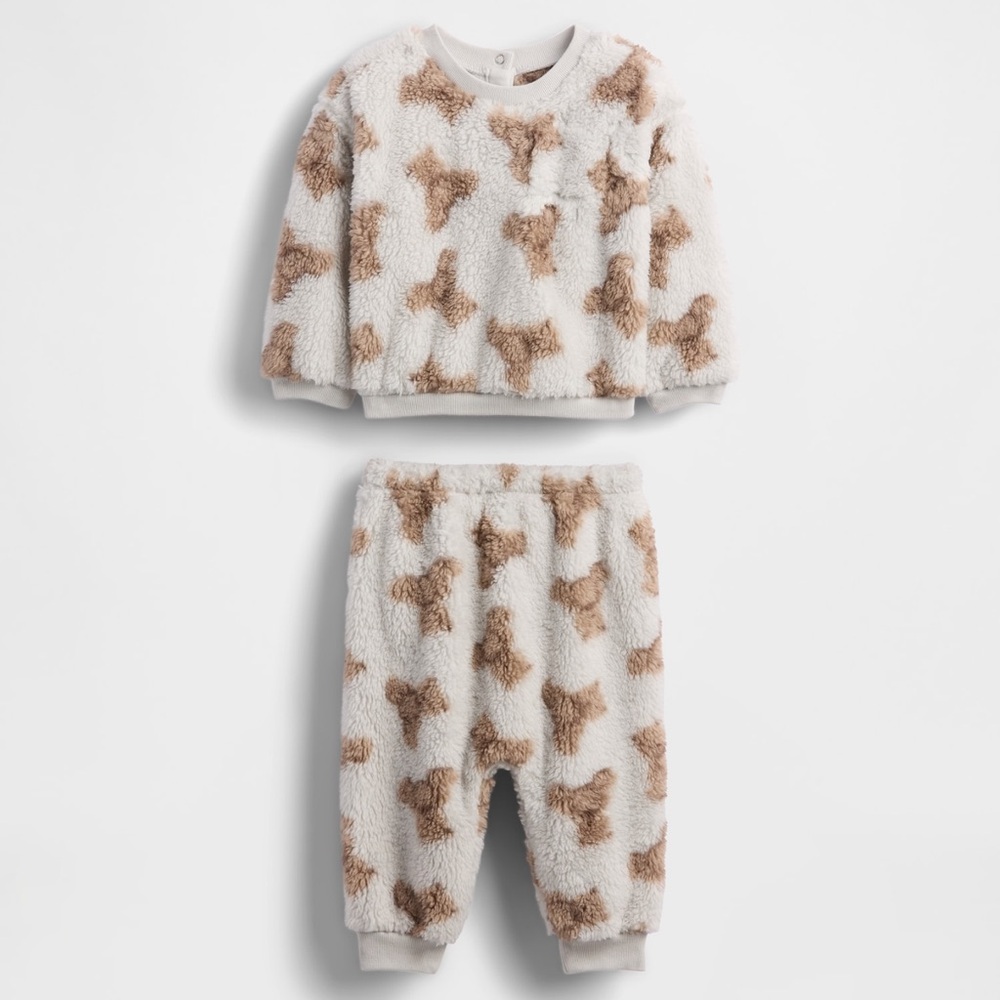 Gap Cozy Kids Set - White and Brown. 3-6m like new